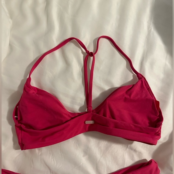 Pink Roxy Bikini - Picture 3 of 3